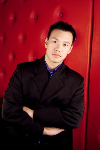 aznshmlsguy's profile picture. Quin-lingual Management Engineering Specialist.