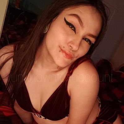 ToxicFoxMama's profile picture. 👇Heres my menu👇
https://t.co/WrSdDrO3pb
20/young milf/hairy/pierced
https://t.co/eKoR6wAOx2