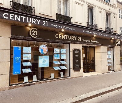 🕑 Horaires de votre agence #Century21 :
• Du lundi au vendredi de 9h30 à 19h30
• Samedi de 9h30 à 18h30