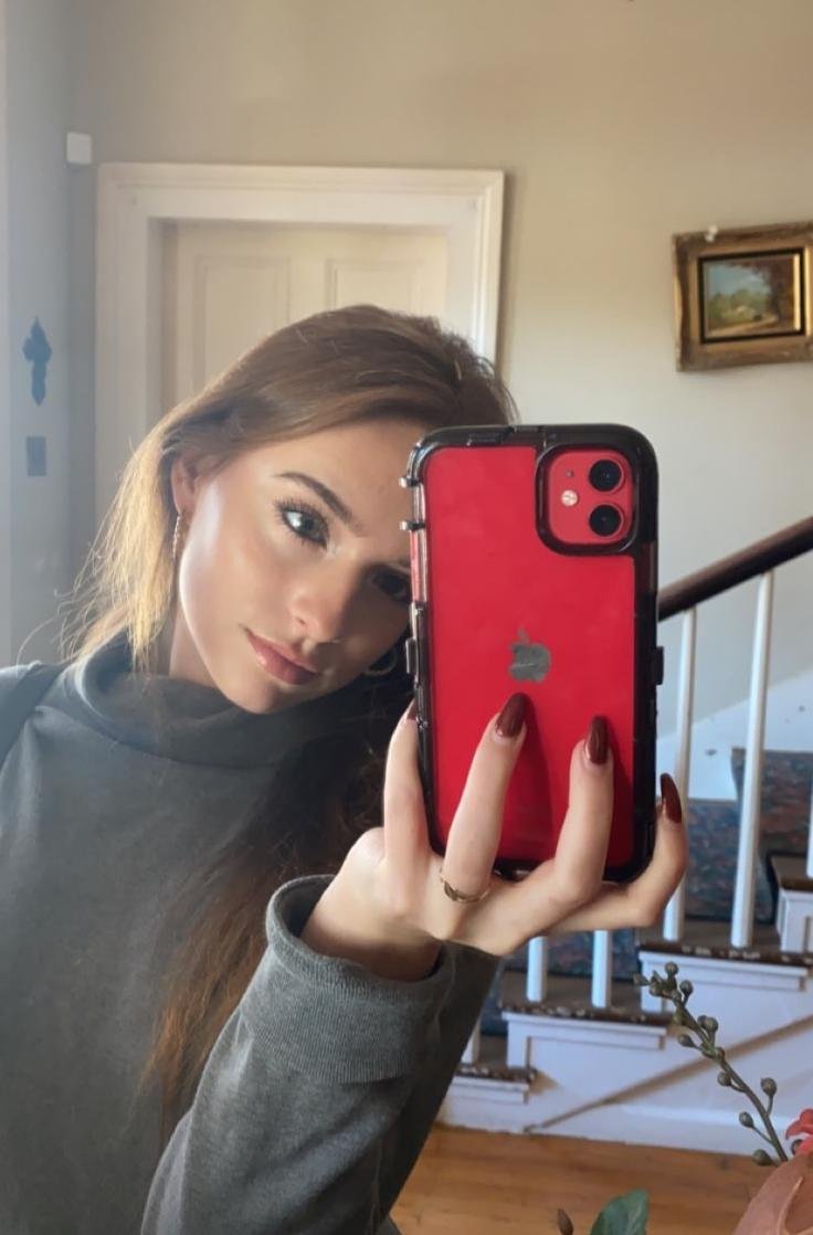 🏠 London
📅 24 years old
🍑 I would love to meet new people to chat and have fun.. Looks like I´m single again 😜