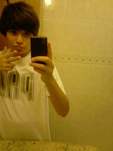 eu amo a minha bff @_thaisacarvalho .. follow me