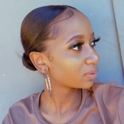 lettiejay's profile picture. minding my own business and drinking more water 💦