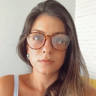 Pisciana, mineira nascida no Paraná, achando amor nas entrelinhas dessa São Paulo louca, na correria do marketing e das cervejas ♥️