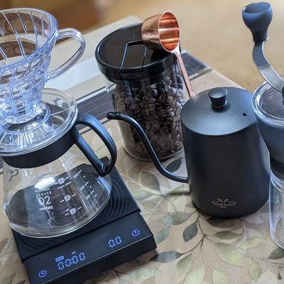 lwm_moolith86's profile picture. 最近は
FF14(初心者白魔)
APEX(PS4,ヒューズを割と使ってる)
とコーヒー·紅茶(自己満足)、うたわれるものロスフラ(ファン)にハマってる〜
💉💗