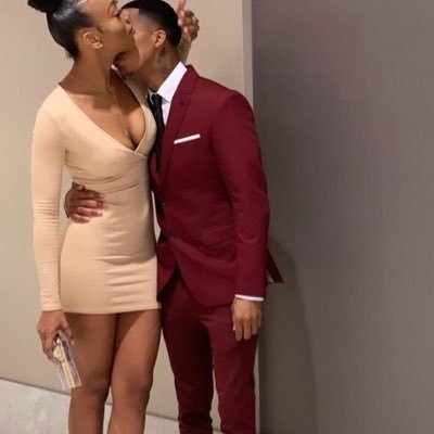 DeyronIC's profile picture. Si tu abandonnes une fois cela peut devenir une habitude, n’abandonne jamais !