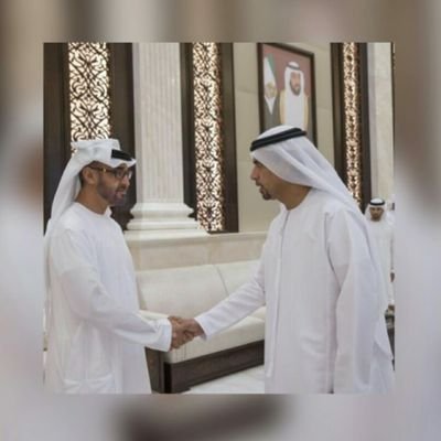 (محامي سابق ومستشار في التطوير الإداري)
🇦🇪حب الوطن ما هو مجرد حكايه
أو كلمة تنقال في أعذب أسلوب
حب الوطن إخلاص مبدأ وغايه
تبصر به عيون وتنبض به قلوب🇦🇪
