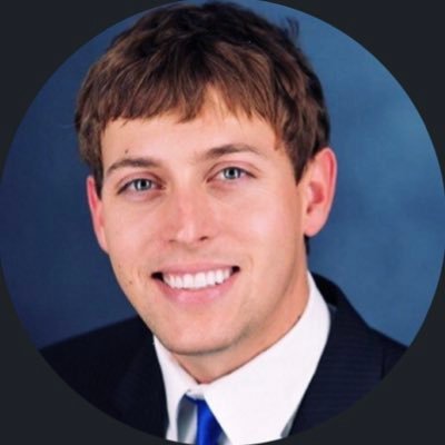 I'm really skinny and allergic to peanut butter. 4.94 Uber rating. 2x Local Hero. #RockChalkJayhawk