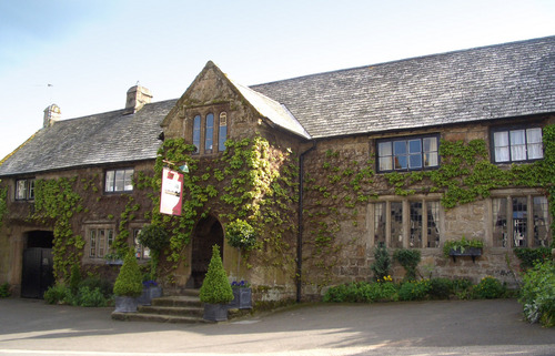 The Oxenham Arms is a truly magnificent 12th Century coaching inn nestling right on the edge of Dartmoor.
