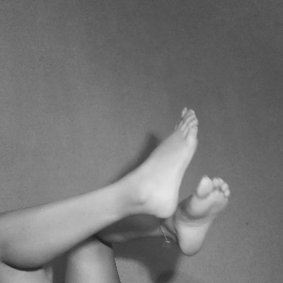 Nice feet pics♡ follow me to see more!