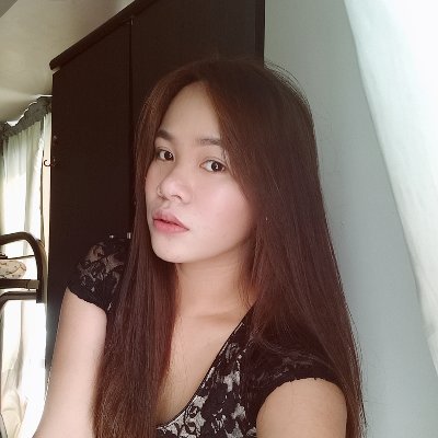 elmpaneda's profile picture. 