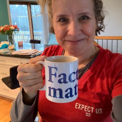 teacher. author. mom of 3. finder of 🍀. helps families connect & build bridges between home & school. BS Eng Ed, MA Reading | https://t.co/veZXjYYtiD |  @MomsDemand