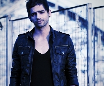 um FC da @fresnorock , sim somos loucamente apaixonados ! e se tu curte tbm , segue ai :B