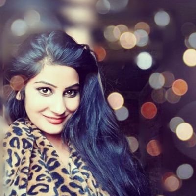 RatlamiQueen's profile picture. "If You See Someone Without A Smile, Give Them One Of Yours."🙃☺