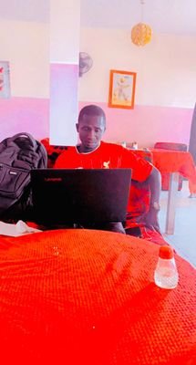 BaDaoud35271439's profile picture. Tant que y'a la vie y'a l'espoir