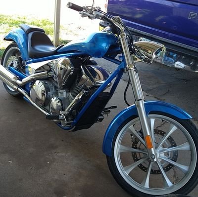 TerenceErlenbu1's profile picture. It's your turn to shine on me