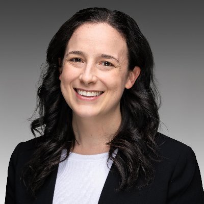 She/Her 👩💻 Digital Content Creator & Strategist 💻 Mental Health Advocate 🧠 Stress Baker 🍪 “The Office” Quoter 📃