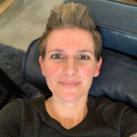 K.A. Holt 🏳️🌈 (@karianneholt) 's Twitter Profile
