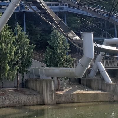 only the most cursed and misshapen roller coaster supports