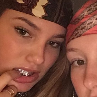 faustinequeron's profile picture. 