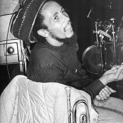 Ncash_grabba's profile picture. Zeallionaire|writer|intelligent wit words|scolarstreet|smart|artistic.