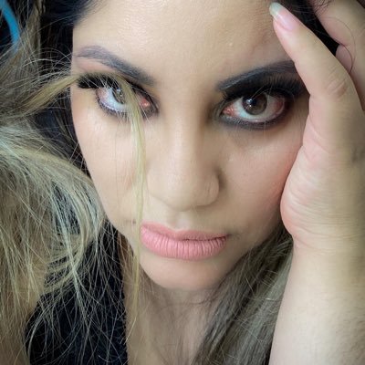 xocarpax's profile picture. Yo aquí, disfrutando las maravillas de mi Padre Amado :D