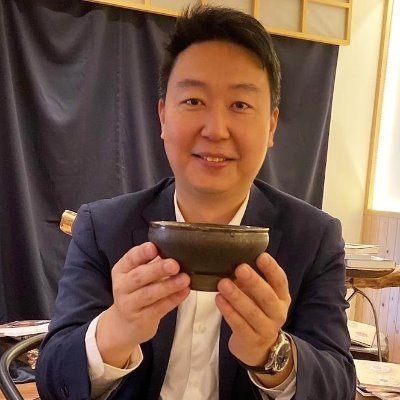 ZhangWe14022000's profile picture. I AM EASY AND OUTGOING PERSON