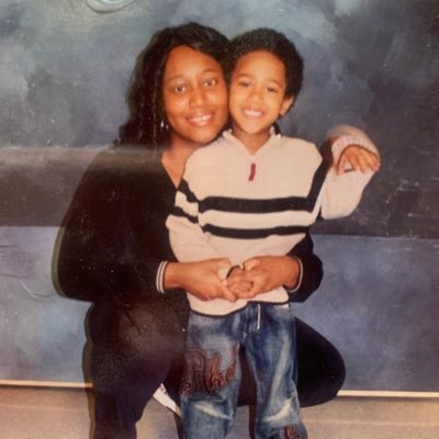 Domonique Thomas Profile