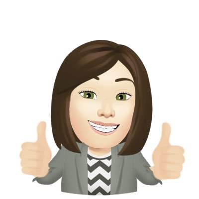 JeniLoop's profile picture. she/her