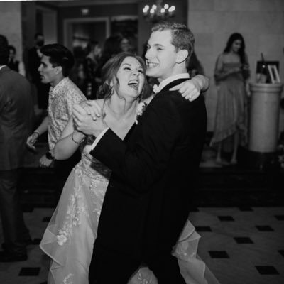 AkmurrayGC's profile picture. Pediatric Oncology Genetic Counselor 🧬 Arkansas GC Alum 🐗 Views expressed are my own...or those of someone funnier than me 🦚 She/Her/Hers