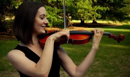 emilyjthompson's profile picture. Professional violinist, teacher, parent.