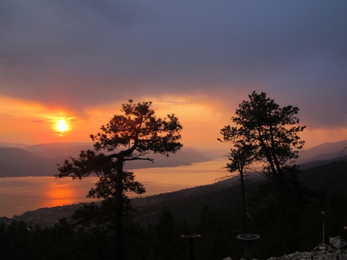 freelance writer. living life to the fullest in Canada’s Okanagan & on travels. career in retirement. lucky. thankful. joyous.