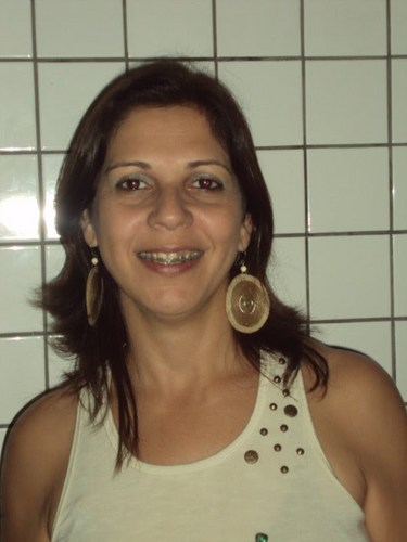 sou uma adoradora do Senhor Jesus, esposa, mãe e amiga