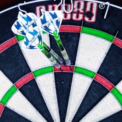 Bin 16 Jahre alt, spiel beim Verein TSV 1860 München.
Geboren: 29.07.2004, in München
Darts: Max Hopp 95%
Board: One80 Gladiator III+
Shortleg: 11 Darter