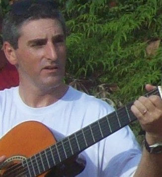 ivonirleher's profile picture. Gaúcho de nascimento e de coração, minha Pátria verdadeira. Militar, poeta por insistência, compositor nativista (de vez em quando!) e Acadêmico de Filosofia.