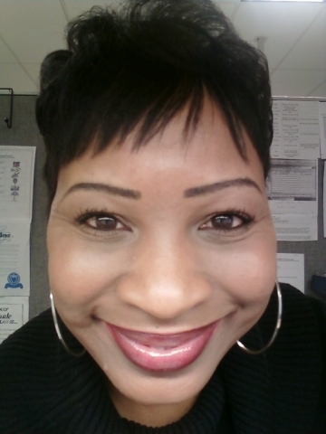 makeitplain1's profile picture. 