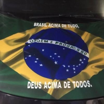 Cristã! Ultraconservadora! Eleitora incondicional do Presidente Bolsonaro! Brasil acima de tudo. Deus acima de todos!