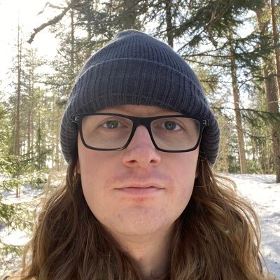 PhD student at Umeå Universitetet, doing research into socially aware AI (she/they)