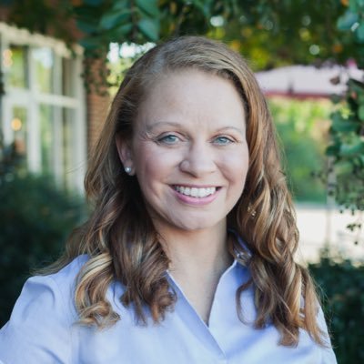 North Carolina Native • Sales Guru • Tech Enthusiast • Social Media Junkie • Career Driven • Cheyenne Jones