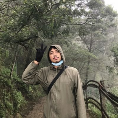 rivaldy_aldi's profile picture. aku tak bisa mendegarmu, disini terlalu gelap