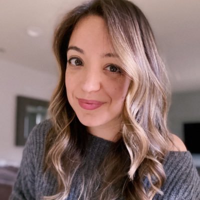 travel industry pro; amateur baker & sleuth; @lakings fan
