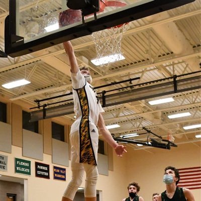 Athlete | Prairie High School | Class of 2022 | 6’4 | uncommitted