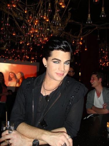 adamintheworld's profile picture. 