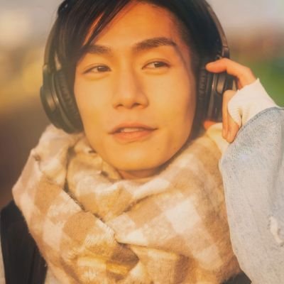 冨浦智嗣 地元徳島のtsutaya北島店の入口では今こんな感じで宣伝してくれているみたいです 皆さんに感謝です とても良い歌なので ぜひご購入よろしくお願いします T Co Qx2ingij4r Twitter