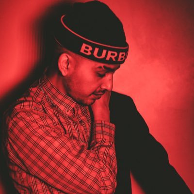 MusicToosick's profile picture. 