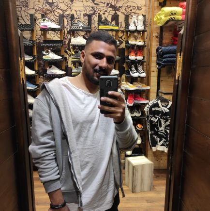 HElssonny's profile picture. my dreams come true when I get high