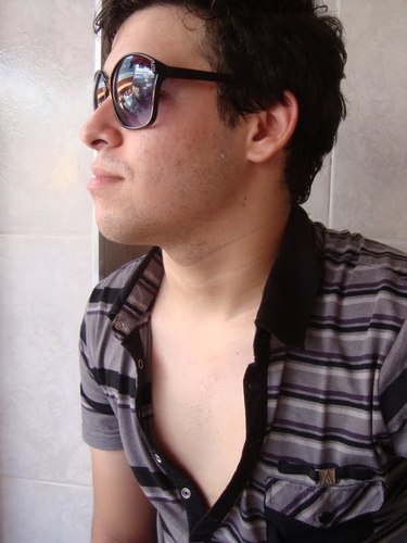 Loueyslyy's profile picture. 