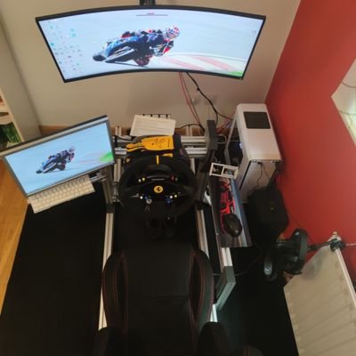 Buenas soy Diego Troitas un apasionado del Simracing, Motos, Drones de Carreras, Snowboard...resumiendo todo lo que suelte adrenalina.