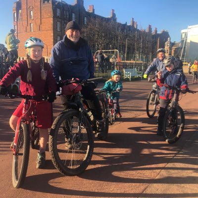 We’re a local @SpokesLothian group. Working  to make walking, wheeling & cycling safe, easy, & fun for everyone in and around Edinburgh East. @Best_Edinburgh