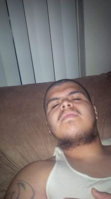 laid back chilling,,,....trying to hook up,,,.... what's up(; (;