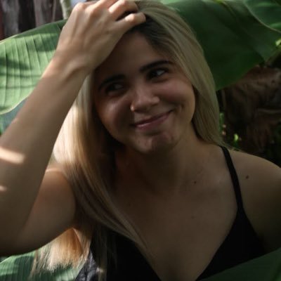 LeylaAnabel's profile picture. Pace e bene! 💜💚.